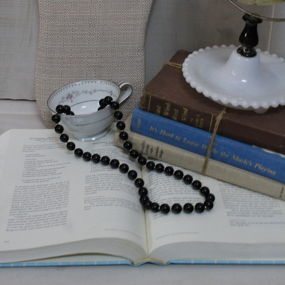 Vintage Black and Gold Necklace Art Deco